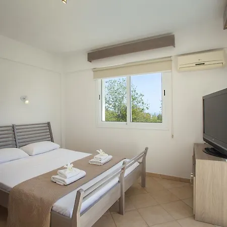 Monte Elias Suite