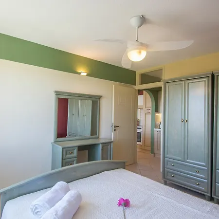 Monte Elias Suite Villa