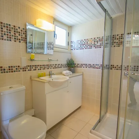 Monte Elias Suite Villa